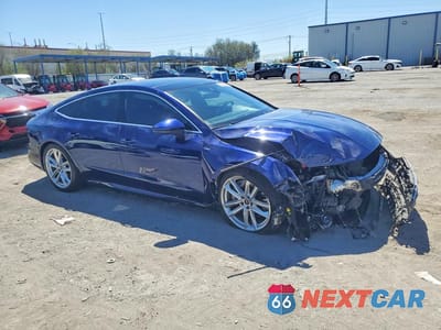 Czwarte zdjęcie samochodu z boku: 2021 AUDI A7 PRESTIGE S-LINE VIN:WAUV2AF26MN070171 - miniatura