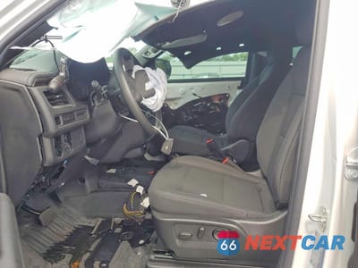 Zdjęcie 7 z 14 samochodu: 2024 CHEVROLET TAHOE POLICE VEHICLE VIN:1GNSCLED9RR316946 - miniatura