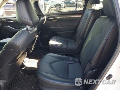 Zdjęcie 11 z 14 samochodu: 2022 TOYOTA HIGHLANDER LIMITED VIN:5TDDZRBH0NS214439 - miniatura
