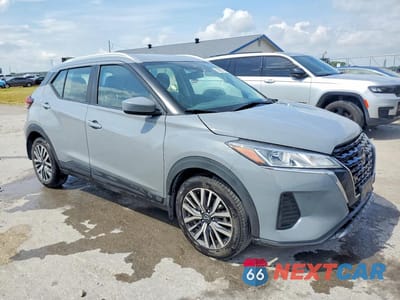 Czwarte zdjęcie samochodu z boku: 2023 NISSAN KICKS SV VIN:3N1CP5CV8PL497098 - miniatura