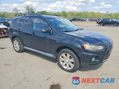 Czwarte zdjęcie samochodu z boku: 2011 MITSUBISHI OUTLANDER SE VIN:JA4JT3AW3BU009118 - miniatura