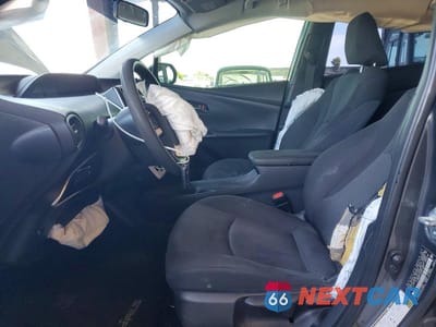 Zdjęcie 7 z 12 samochodu: 2016 TOYOTA PRIUS TWO VIN:JTDKBRFU4G3010864 - miniatura