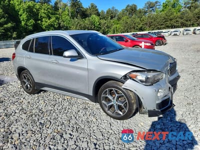 Czwarte zdjęcie samochodu z boku: 2019 BMW X1 SDRIVE28I VIN:WBXHU7C57K5L10937 - miniatura