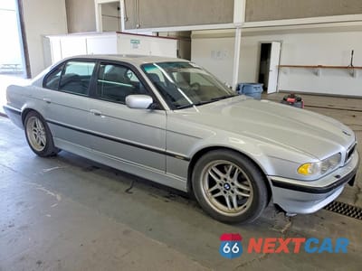 Czwarte zdjęcie samochodu z boku: 2001 BMW 740 VIN:WBAGG83431DN84134 - miniatura