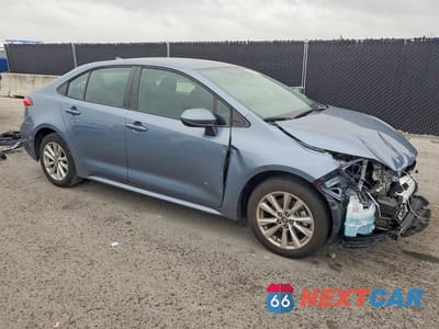 Czwarte zdjęcie samochodu z boku: 2024 TOYOTA COROLLA LE VIN:5YFB4MDE7RP090731 - miniatura