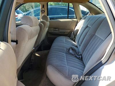 Zdjęcie 10 z 12 samochodu: 1994 FORD CROWN VICTORIA VIN:2FALP73W1RX172513 - miniatura