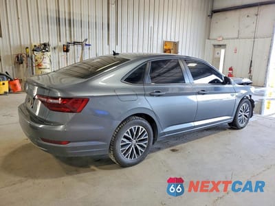 Trzecie zdjęcie samochodu z tyłu: 2021 VOLKSWAGEN JETTA S VIN:3VWC57BU4MM017889 - miniatura