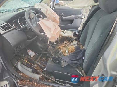 Zdjęcie 7 z 12 samochodu: 2010 NISSAN VERSA 1.8 S VIN:3N1BC1APXAL465443 - miniatura