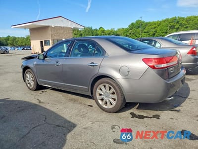 Drugie zdjęcie samochodu z przodu: 2011 LINCOLN MKZ VIN:3LNHL2GC0BR755119 - miniatura