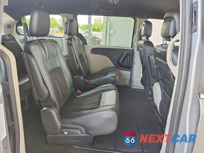 Zdjęcie 11 z 13 samochodu: 2020 DODGE GRAND CARAVAN SXT VIN:2C4RDGCG7LR173862 - miniatura