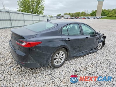 Trzecie zdjęcie samochodu z tyłu: 2025 TOYOTA CAMRY LE VIN:4T1DAACK2SU594342 - miniatura