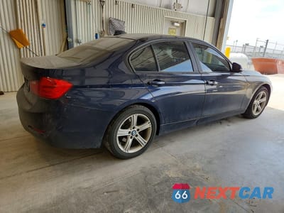 Trzecie zdjęcie samochodu z tyłu: 2013 BMW 328 XI VIN:WBA3B3C52DF536643 - miniatura