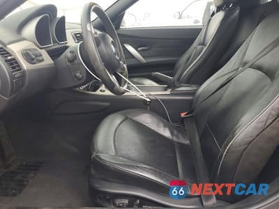 Zdjęcie 7 z 12 samochodu: 2005 BMW Z4 2.5 VIN:4USBT335X5LR71483 - miniatura