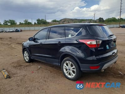 Drugie zdjęcie samochodu z przodu: 2017 FORD ESCAPE SE VIN:1FMCU9GD5HUB60664 - miniatura