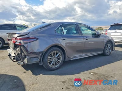 Trzecie zdjęcie samochodu z tyłu: 2023 TOYOTA CAMRY SE VIN:4T1T11AK4PU798615 - miniatura