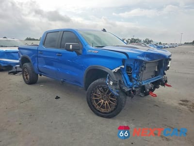 Czwarte zdjęcie samochodu z boku: 2023 CHEVROLET SILVERADO K1500 ZR2 VIN:3GCUDHELXPG206777 - miniatura