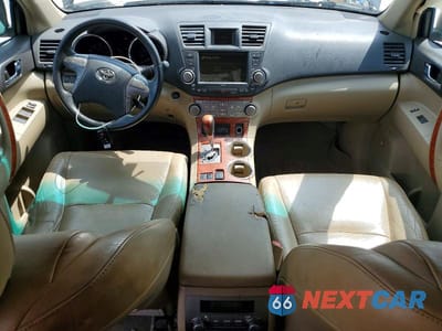 Zdjęcie 8 z 13 samochodu: 2010 TOYOTA HIGHLANDER LIMITED VIN:5TDYK3EH7AS023254 - miniatura