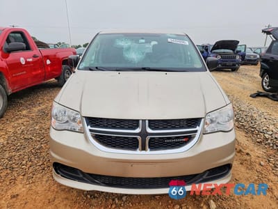 Piąte zdjęcie samochodu w środku: 2013 DODGE GRAND CARAVAN SE VIN:2C4RDGBG5DR618912 - miniatura