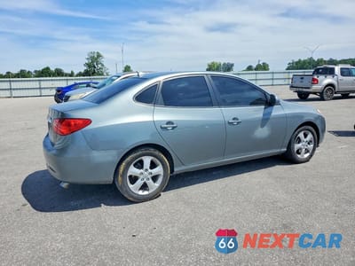 Trzecie zdjęcie samochodu z tyłu: 2010 HYUNDAI ELANTRA SE VIN:KMHDU4AD6AU933101 - miniatura