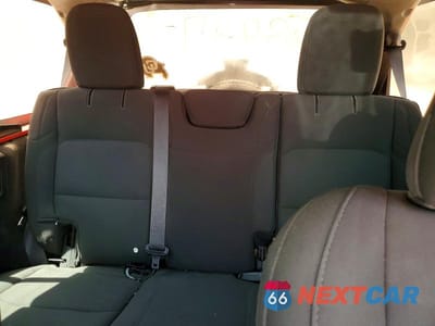 Zdjęcie 10 z 13 samochodu: 2018 JEEP WRANGLER UNLIMITED SPORT VIN:1C4HJXDG8JW158987 - miniatura