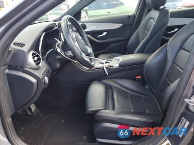 Zdjęcie 7 z 12 samochodu: 2021 MERCEDES-BENZ C 300 VIN:W1KWF8DBXMR651498 - miniatura
