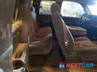 Zdjęcie 10 z 12 samochodu: 2003 CHEVROLET SILVERADO K2500 HEAVY DUTY VIN:1GCHK29103E344391 - miniatura