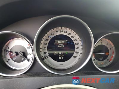 Zdjęcie 9 z 12 samochodu: 2013 MERCEDES-BENZ C 250 VIN:WDDGF4HB4DA837656 - miniatura