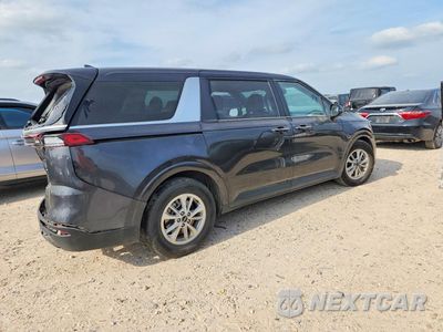 Trzecie zdjęcie samochodu z tyłu: 2023 KIA CARNIVAL LX VIN:KNDNB4H33P6240866 - miniatura
