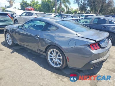 Drugie zdjęcie samochodu z przodu: 2026 FORD MUSTANG GT VIN:1FA6P8CF1T5407729 - miniatura