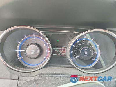 Zdjęcie 9 z 12 samochodu: 2014 HYUNDAI SONATA GLS VIN:5NPEB4AC7EH841968 - miniatura