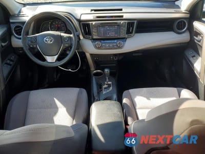 Zdjęcie 8 z 13 samochodu: 2014 TOYOTA RAV4 XLE VIN:2T3RFREV5EW145410 - miniatura