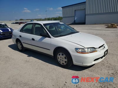 Czwarte zdjęcie samochodu z boku: 1999 HONDA ACCORD DX VIN:1HGCF8543XA012042 - miniatura