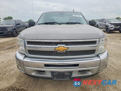 Piąte zdjęcie samochodu w środku: 2013 CHEVROLET SILVERADO K1500 LT VIN:1GCRKSE72DZ198794 - miniatura