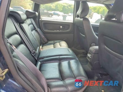 Zdjęcie 10 z 12 samochodu: 2000 VOLVO V70 BASE VIN:YV1LW61J9Y2700972 - miniatura