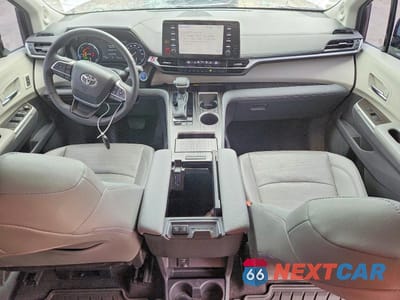 Zdjęcie 8 z 13 samochodu: 2024 TOYOTA SIENNA LIMITED 7-PASSENGER VIN:5TDZRKEC2RS209214 - miniatura