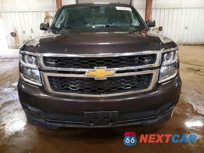 Piąte zdjęcie samochodu w środku: 2016 CHEVROLET TAHOE K1500 LT VIN:1GNSKBKC1GR334962 - miniatura