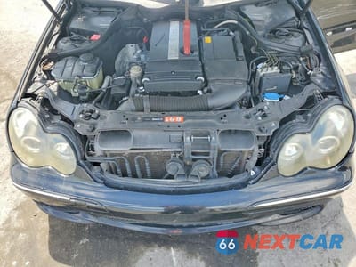 Zdjęcie 11 z 12 samochodu: 2005 MERCEDES-BENZ C 230K SPORT SEDAN VIN:WDBRF40J85F679931 - miniatura