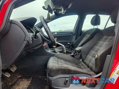 Zdjęcie 7 z 12 samochodu: 2015 VOLKSWAGEN GTI VIN:3VW5T7AU0FM004298 - miniatura