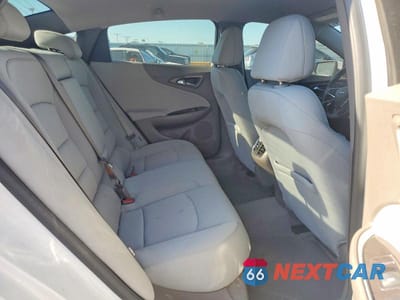 Zdjęcie 10 z 12 samochodu: 2020 CHEVROLET MALIBU LT VIN:1G1ZD5STXLF059664 - miniatura