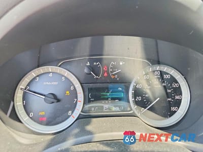 Zdjęcie 9 z 12 samochodu: 2014 NISSAN SENTRA SR VIN:3N1AB7AP1EY236868 - miniatura