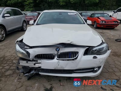 Piąte zdjęcie samochodu w środku: 2012 BMW 528 I VIN:WBAXG5C55CDW24983 - miniatura