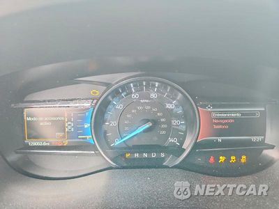 Zdjęcie 9 z 13 samochodu: 2018 FORD EXPLORER XLT VIN:1FM5K7DH3JGA80777 - miniatura