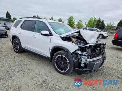 Czwarte zdjęcie samochodu z boku: 2026 HONDA PILOT TOURING VIN:5FNYG1H73TB016799 - miniatura