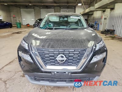 Piąte zdjęcie samochodu w środku: 2023 NISSAN ROGUE SV VIN:JN8BT3BB9PW196242 - miniatura