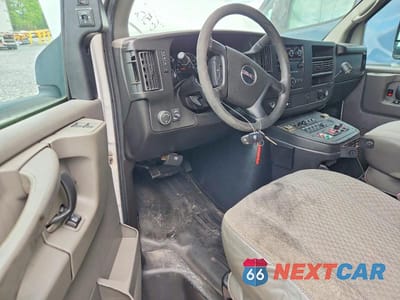 Zdjęcie 8 z 13 samochodu: 2014 GMC SAVANA CUTAWAY G4500 VIN:1GD675CL3E1124222 - miniatura
