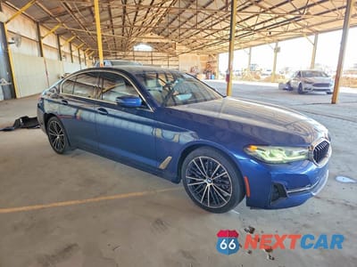 Czwarte zdjęcie samochodu z boku: 2022 BMW 530 I VIN:WBA53BH02NWX47453 - miniatura
