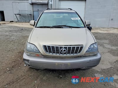 Piąte zdjęcie samochodu w środku: 2001 LEXUS RX 300 VIN:JTJHF10U910175694 - miniatura