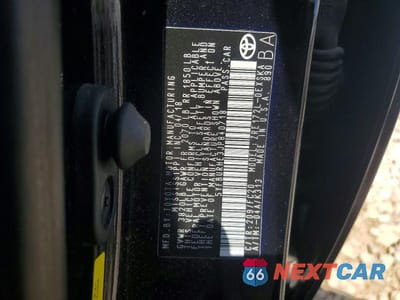 Zdjęcie 12 z 12 samochodu: 2018 TOYOTA COROLLA SE VIN:5YFBURHE3JP840718 - miniatura