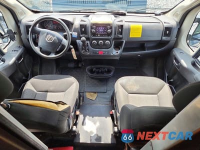 Zdjęcie 8 z 13 samochodu: 2020 RAM PROMASTER 3500 DELIVERY VAN VIN:3C6URVJG8LE144740 - miniatura
