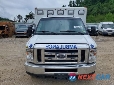 Piąte zdjęcie samochodu w środku: 2018 FORD ECONOLINE E350 SUPER DUTY CUTAWAY VAN VIN:1FDWE3FS6JDC19461 - miniatura